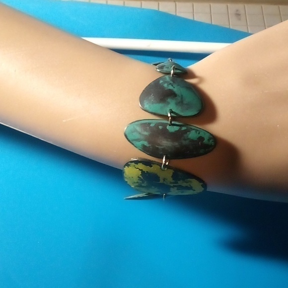 ๐2/$20๐ Handmade Painted Bracelet - Picture 2 of 4